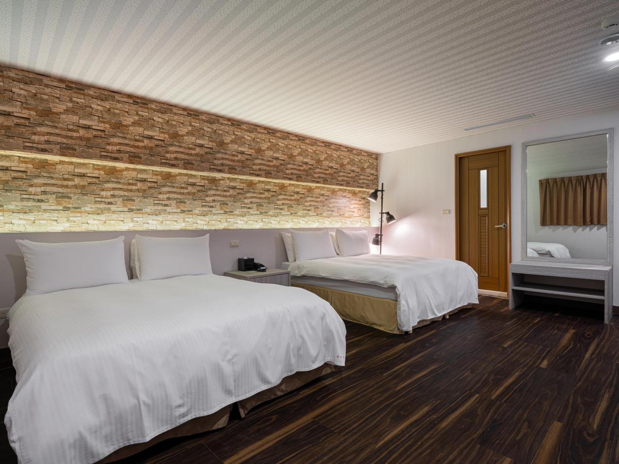 West Hotel Puli Luaran gambar